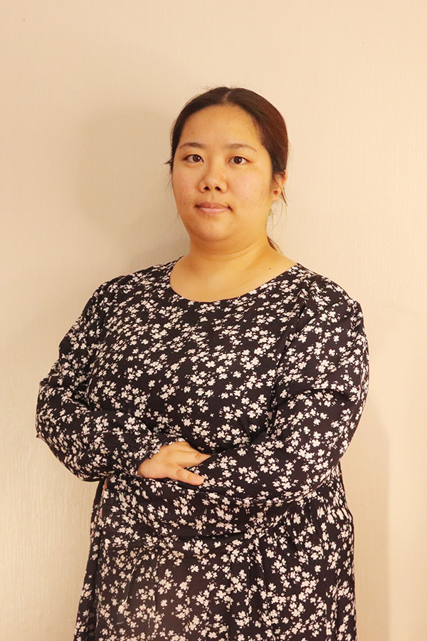 略阳候洋  本科学历，优秀班主任